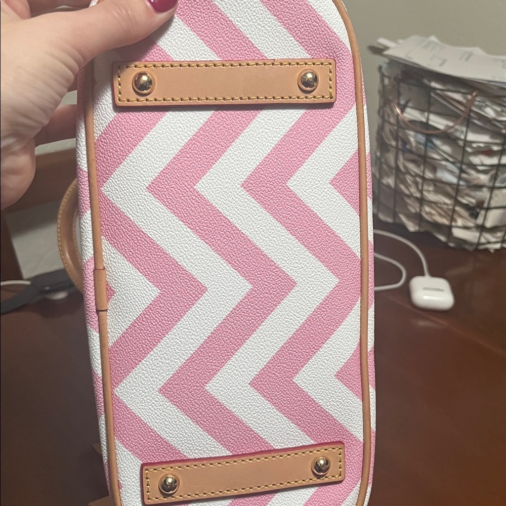 Dooney & Bourke Pink and White Chevron Satchel Set - Picture 12 of 12